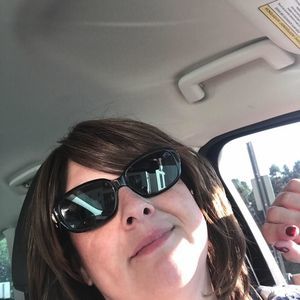 Meet your Posher, Maria ellen